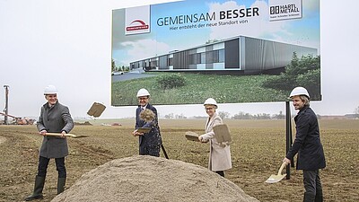 Andreas Rosensteiner - Wirtschaftslandesrat Markus Achleitner - Wirtschaftskammerpräsidentin Mag.ª Doris Hummer - Martin Hartl: Spatenstich 22.02.2021