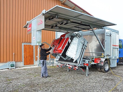 RS-Q - LKW Aufbau - Dach ausfahren, Pflegestand automatisch runterfahren